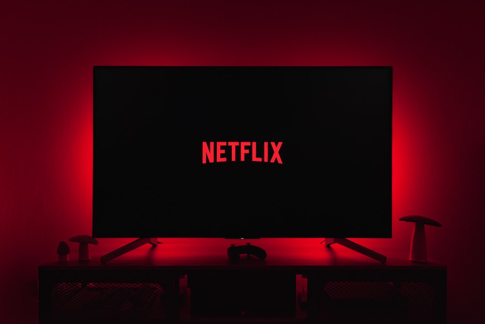 Netflixの株価が一夜にして540億ドル（約6兆9,000億ドル）吹き飛んだ理由